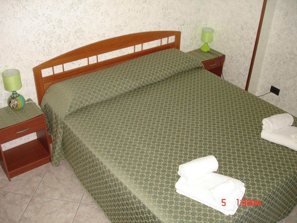 B&B Garzia 마리넬라 외부 사진